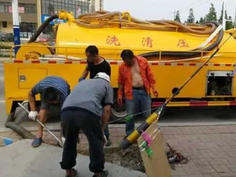 东莞高压清洗车快速疏通下水道 涵洞 市政管道