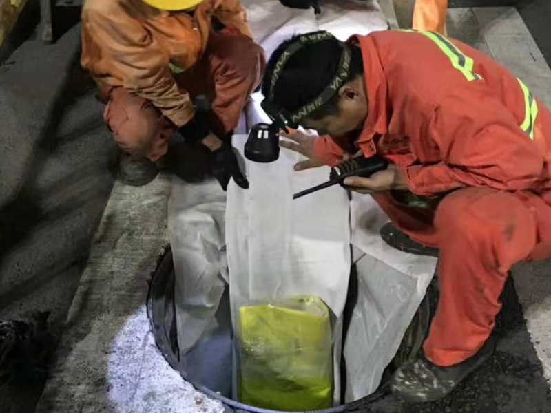 东莞市清理化粪池,污水池,高压车通下水道机械通厕所