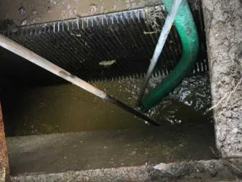 东莞石碣石龙清理化粪池 高压清洗排污管 通下水道堵