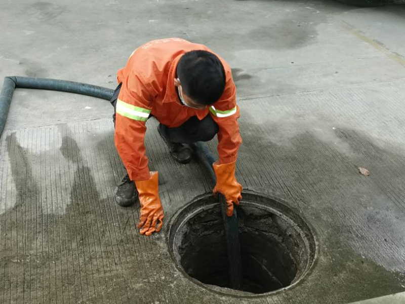 东莞专业高压车清理下水道 专业高压车疏通机金速来