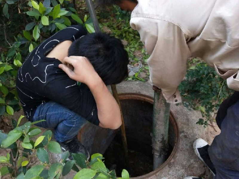 东莞市疏通不通不收费，专业疏通厕所下水道清理化粪池